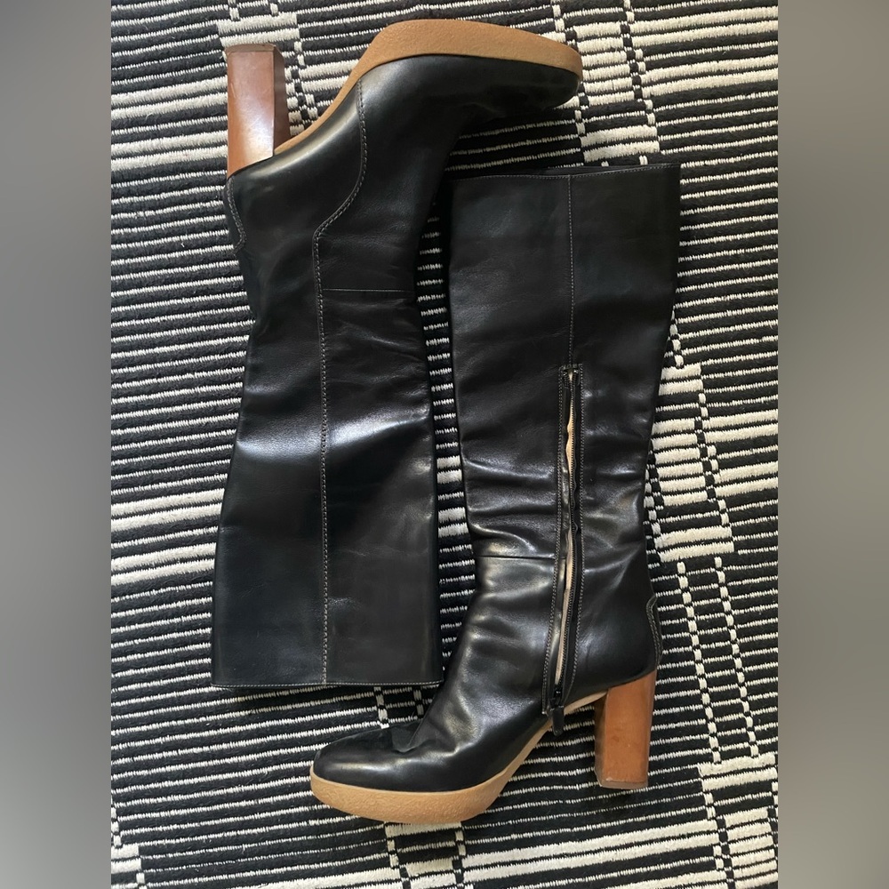 Tod's Black Leather Heeled Boots
